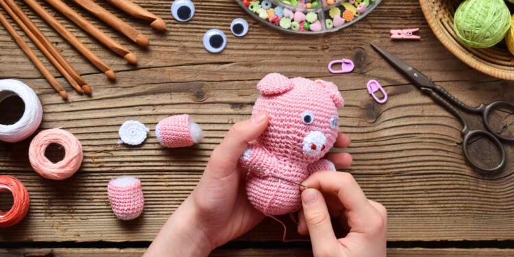 Amigurumi: L’arte giapponese di creare piccoli lavori di magia e creatività