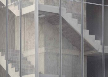 Scale con gabbia: requisiti dimensionali minimi secondo la norma UNI