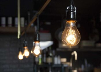 Vendita, noleggio, assistenza e manutenzione di prodotti di continuità elettrica: la soluzione completa per aziende e professionisti