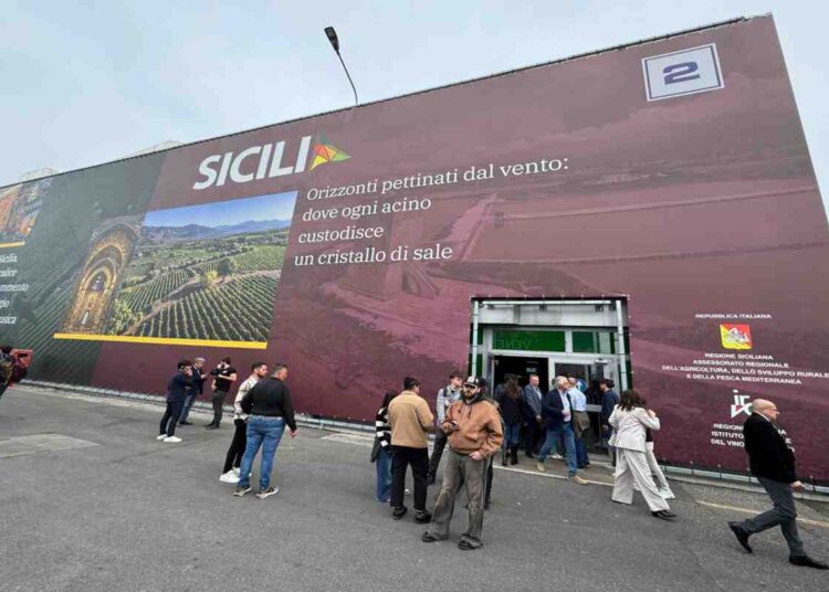 Vinitaly, la Sicilia del bio “è il polmone ecologico d’Italia”