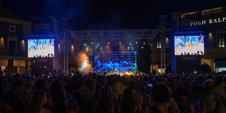 Musica, dopo Fedez arriva Clara: si chiude domenica il Summer Music di Sicilia Outlet Village